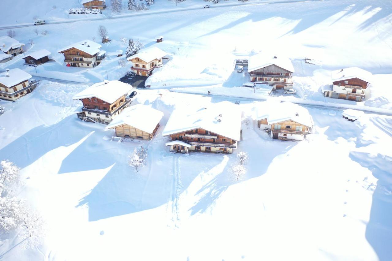نوتر دام دو بيلكومبيه La Ferme Des Georgieres "Sejour En Tout Compris" المظهر الخارجي الصورة